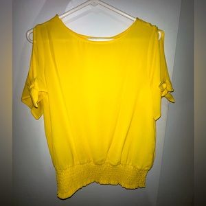 Yellow short sleeve blouse